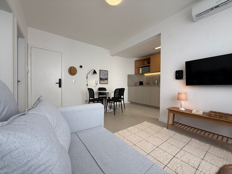 Apto no coração dos Ingleses 150 m da praia