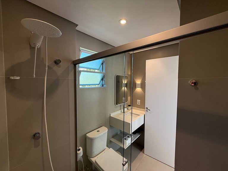 Apartamento em Jurerê 200 metros da praia