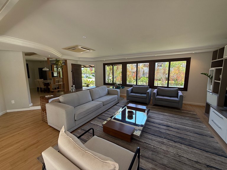 4 suítes Jurerê Internacional 170m da praia