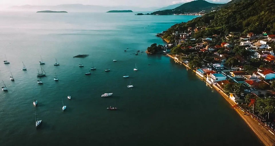 Santo Antônio de Lisboa: Um Roteiro Completo pelo Coração Açoriano de Florianópolis